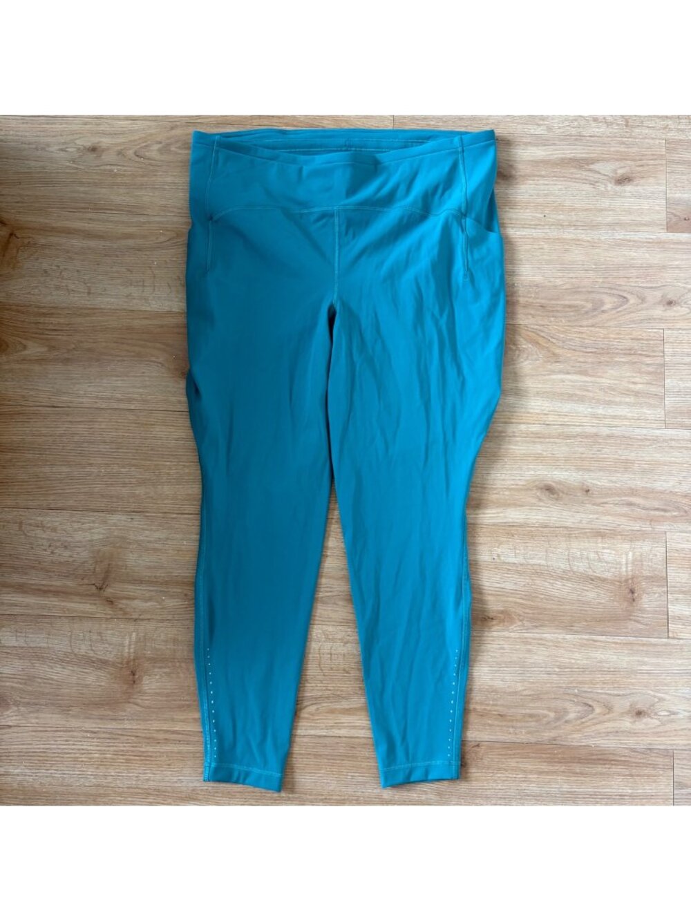 Lululemon Athletic Swift Speed HR Tight Yoga Pants 28” Teal Lagoon Size 18